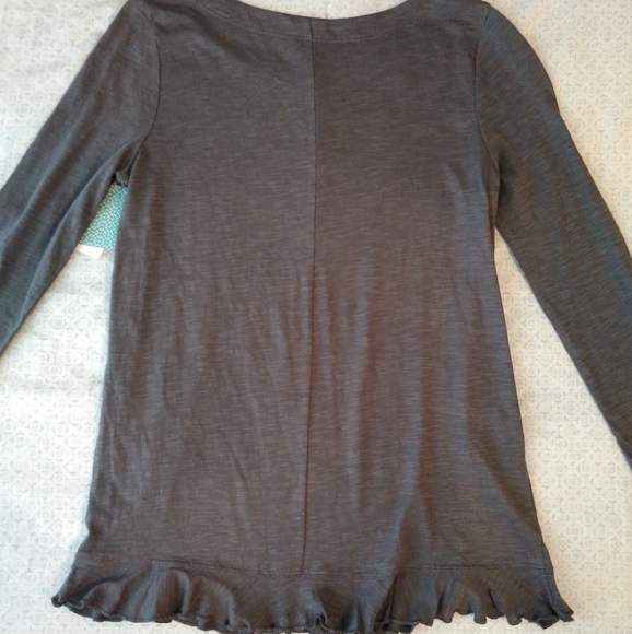 Gray Neutral Long Sleeve Top - Picture 3 of 8